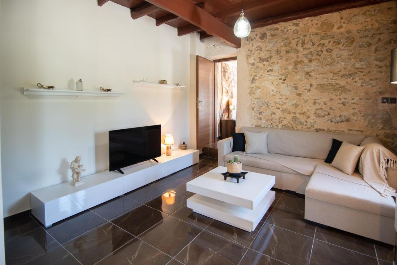 הוילה Notos Olea Stone House Near The Sea מראה חיצוני תמונה